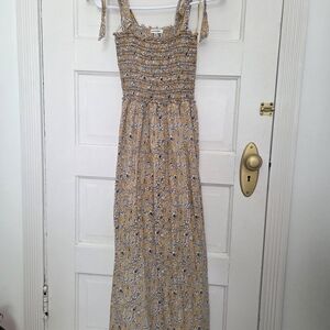 Max Studio Floral Smocked Dress Womens Size XS